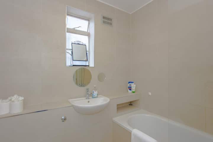 Property photo 3 of 23