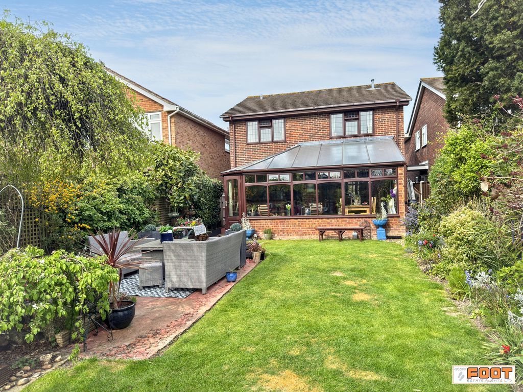 Property photo 2 of 20 Photo 24