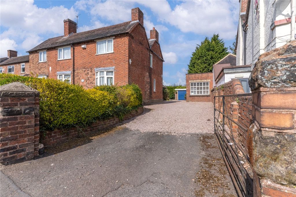 Property photo 1 of 38 Picture No. 44