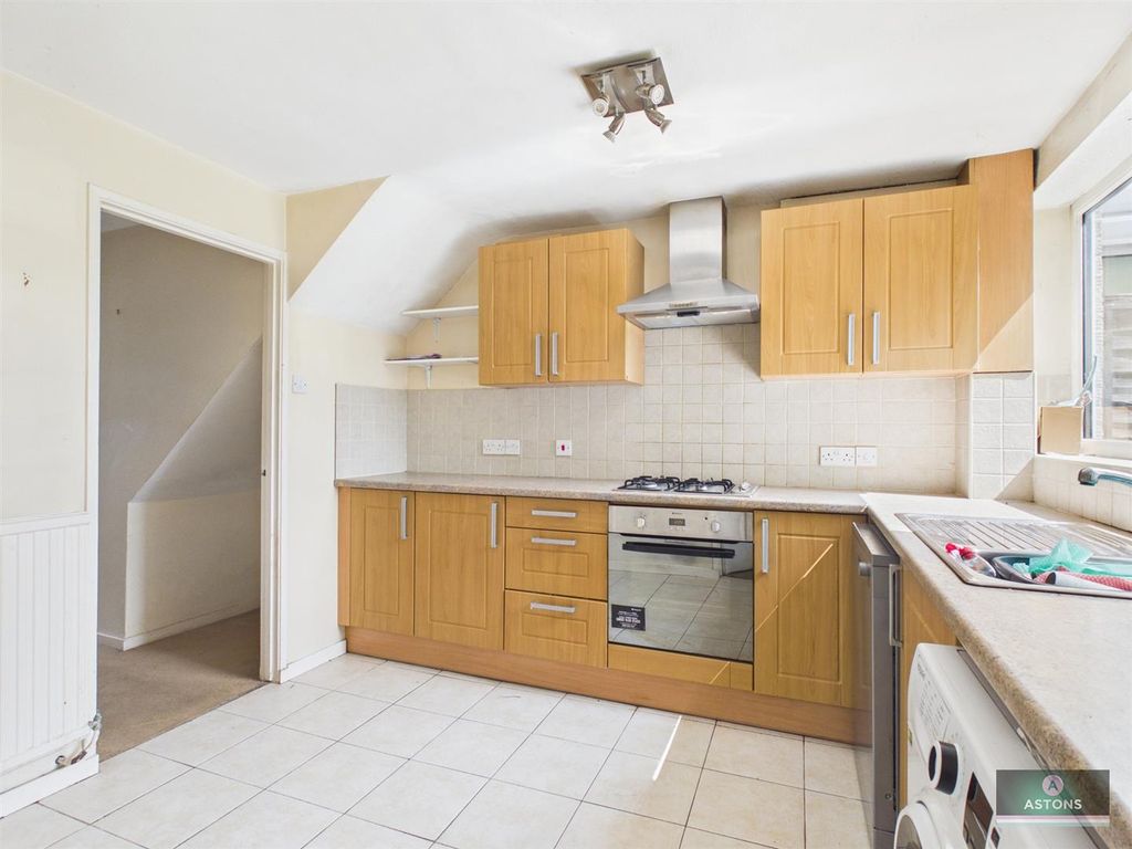 Property photo 3 of 12 Cam02067G0-Pr0258-Still002.Jpg