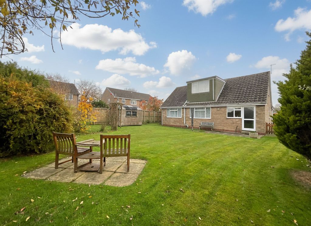 Property photo 2 of 26