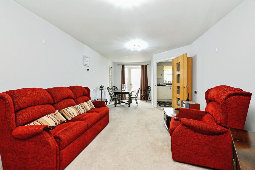 Property photo 3 of 20