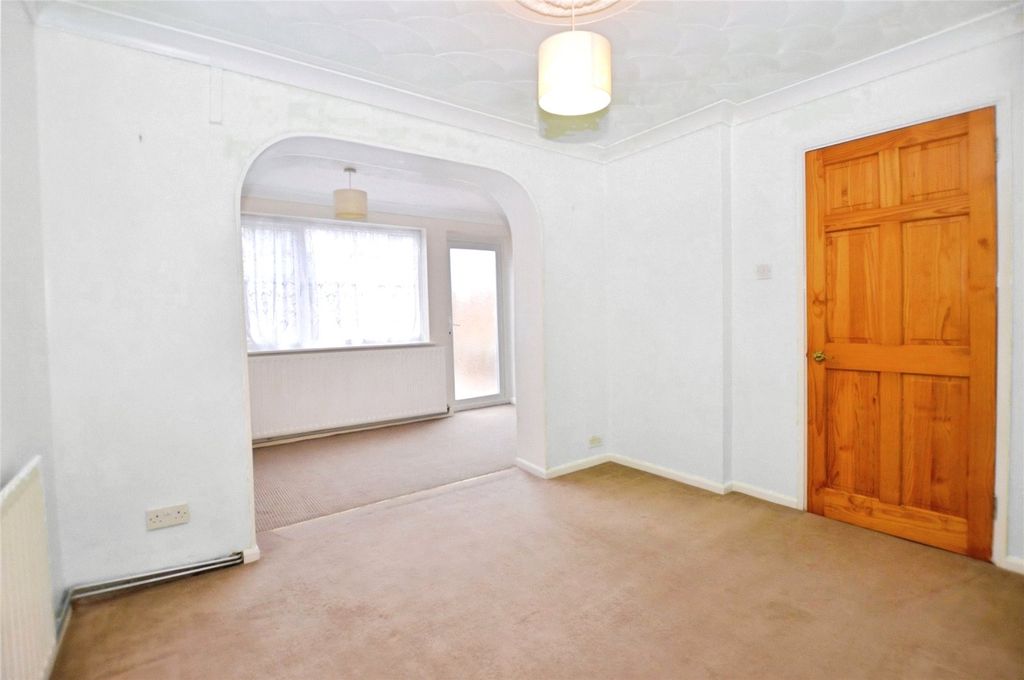 Property photo 3 of 11 Picture No. 17