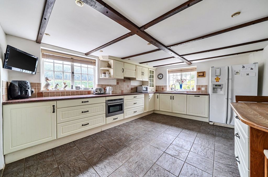 Property photo 3 of 37 Picture No. 95