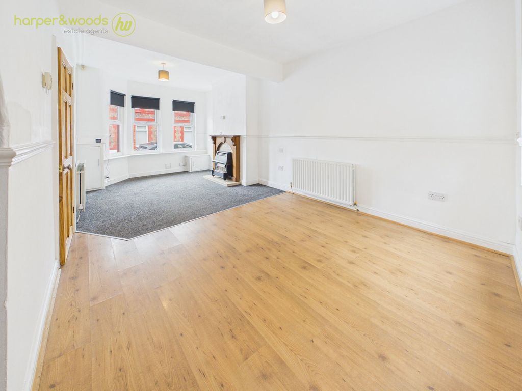 Property photo 3 of 31