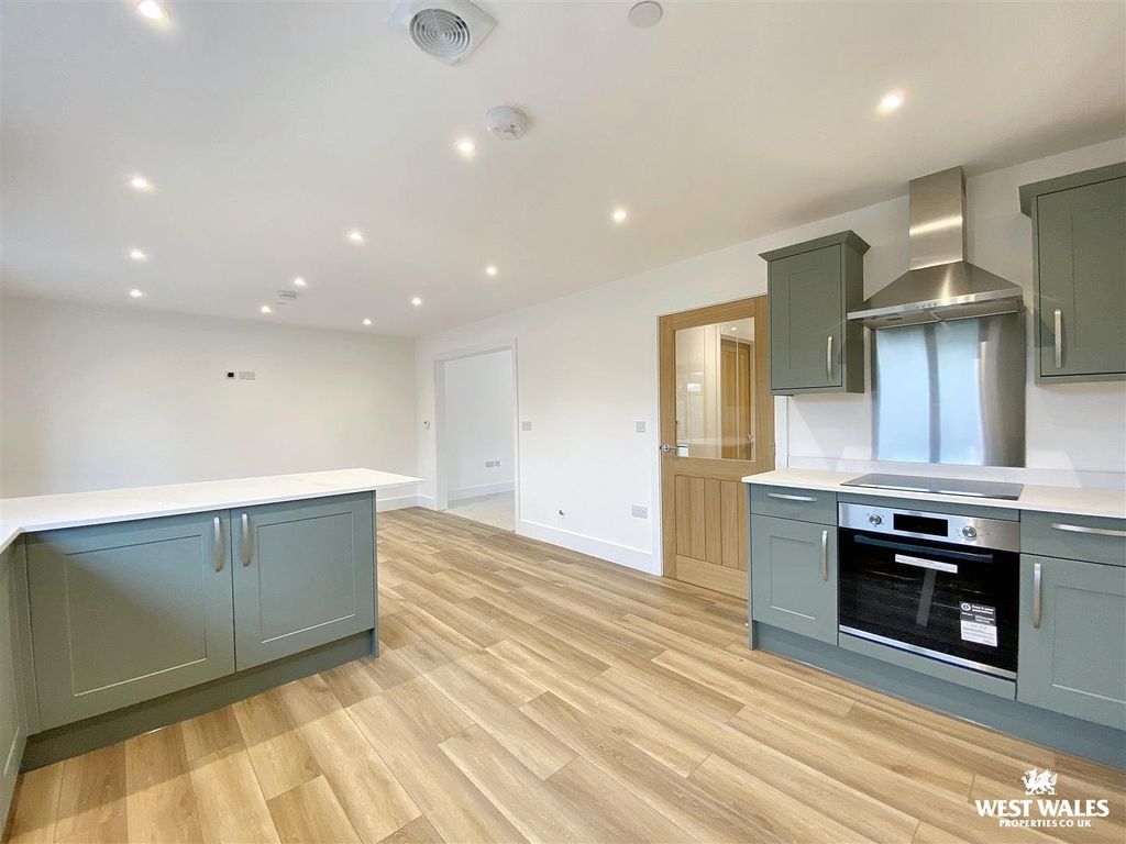 Property photo 3 of 30 Img_6681.Jpg