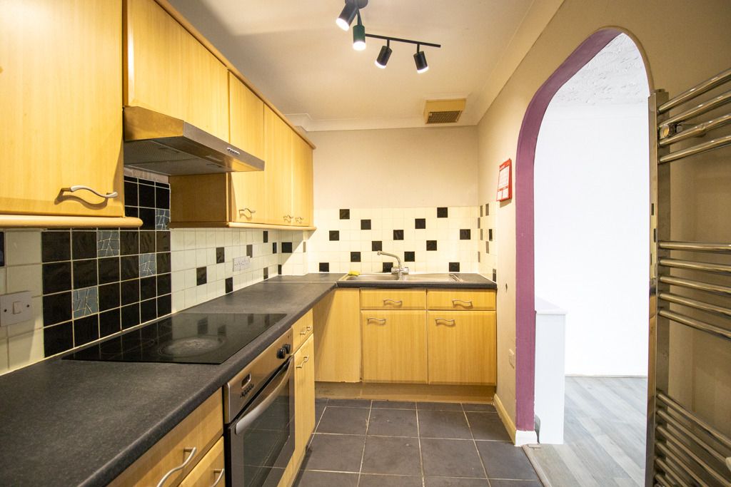 Property photo 2 of 10 4226144