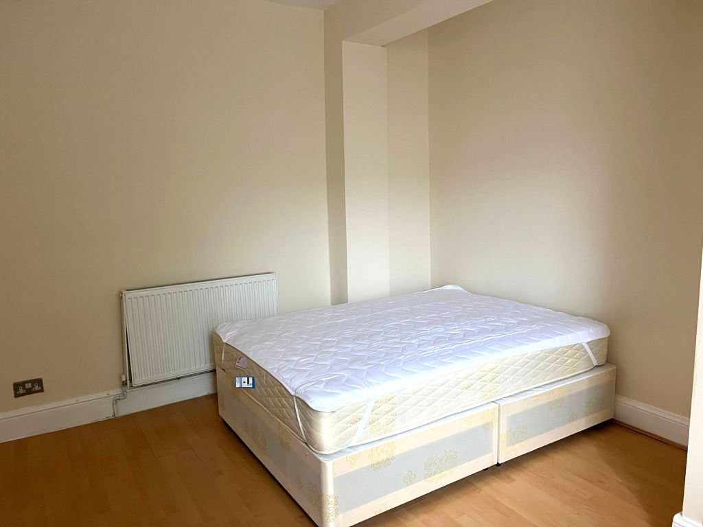 Property photo 3 of 4