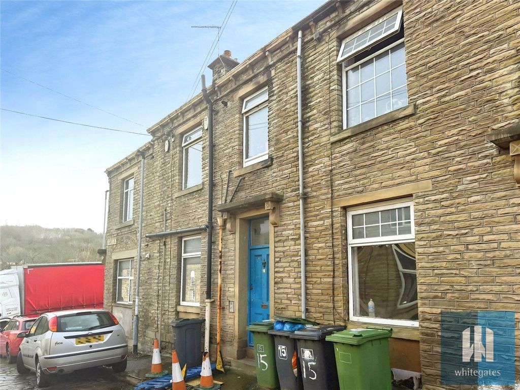 Property photo 1 of 3 Picture No. 05