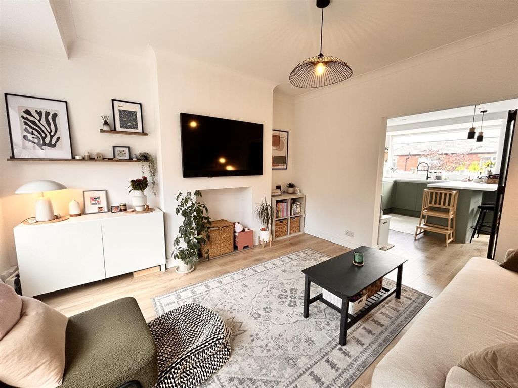 Property photo 3 of 17 Living 2.Jpg