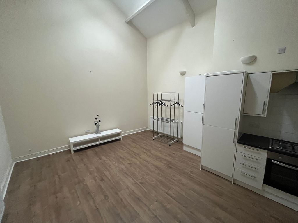 Property photo 2 of 7 Image