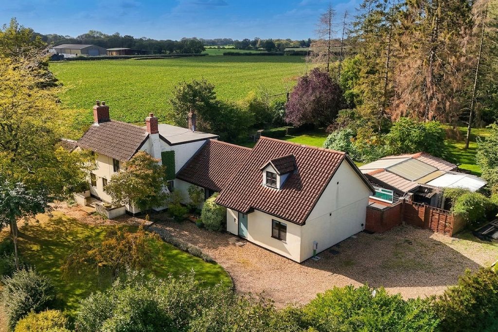 Property photo 1 of 37