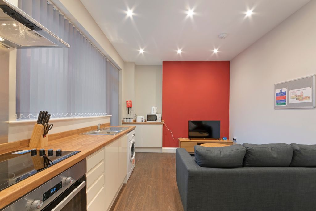 Property photo 3 of 13 View