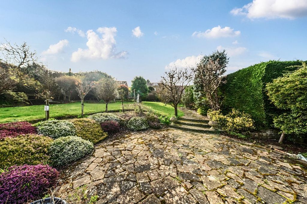 Property photo 3 of 19 169Aa1E187d57A14237681969A9B0067789B1