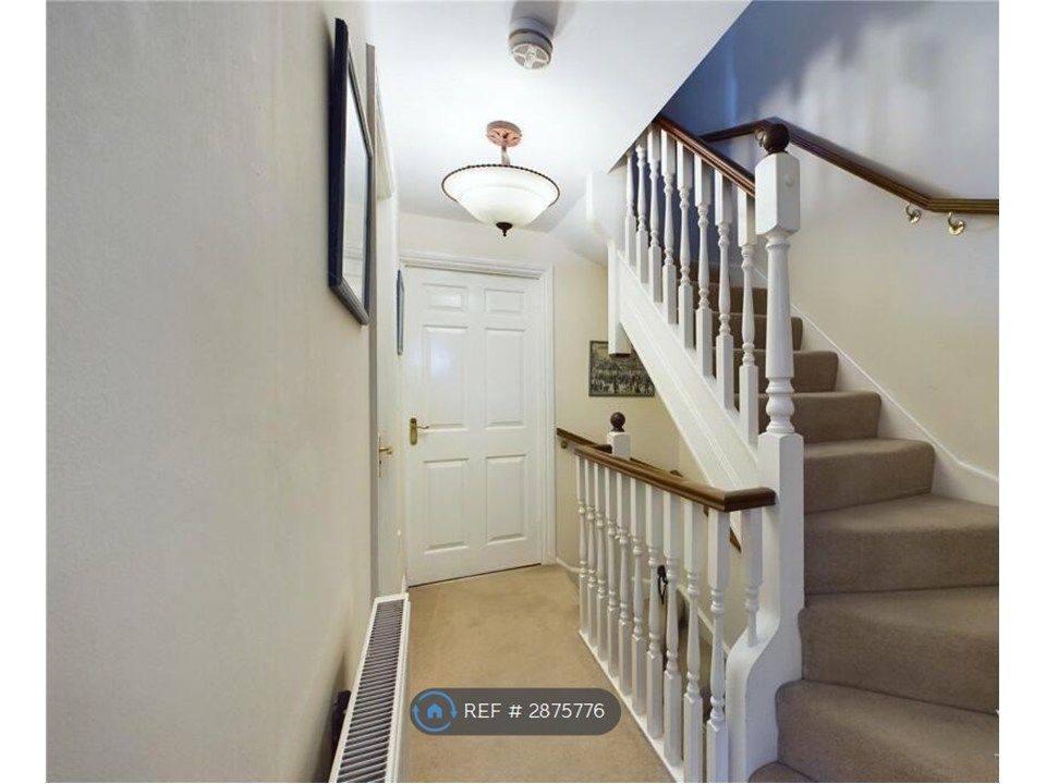 Property photo 2 of 16 Entrance