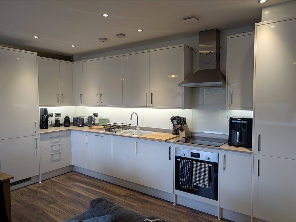 Property photo 2 of 11 Picture No. 06