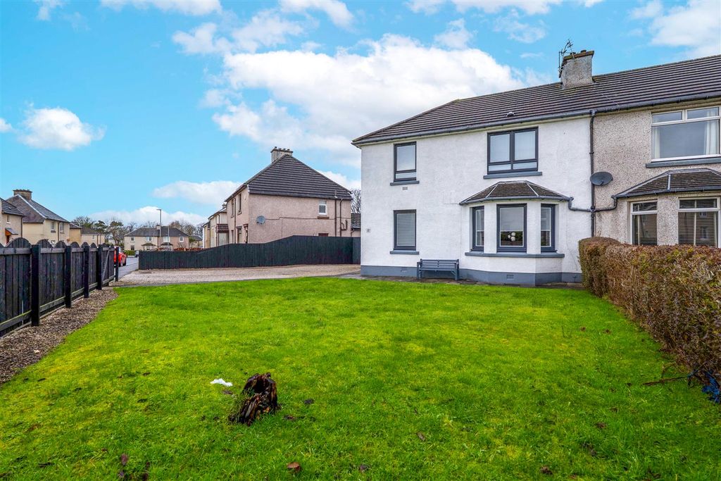 Property photo 2 of 25 2