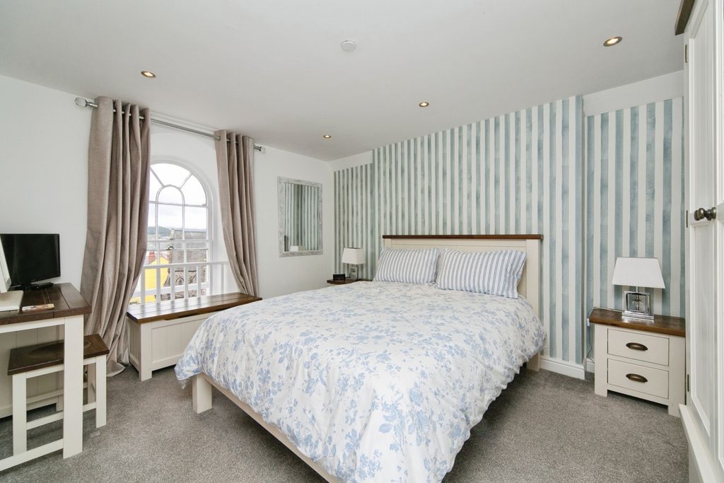 Additional image 11 of 2 bed flat for saleAbbey Road, Llandudno, Conwy LL30