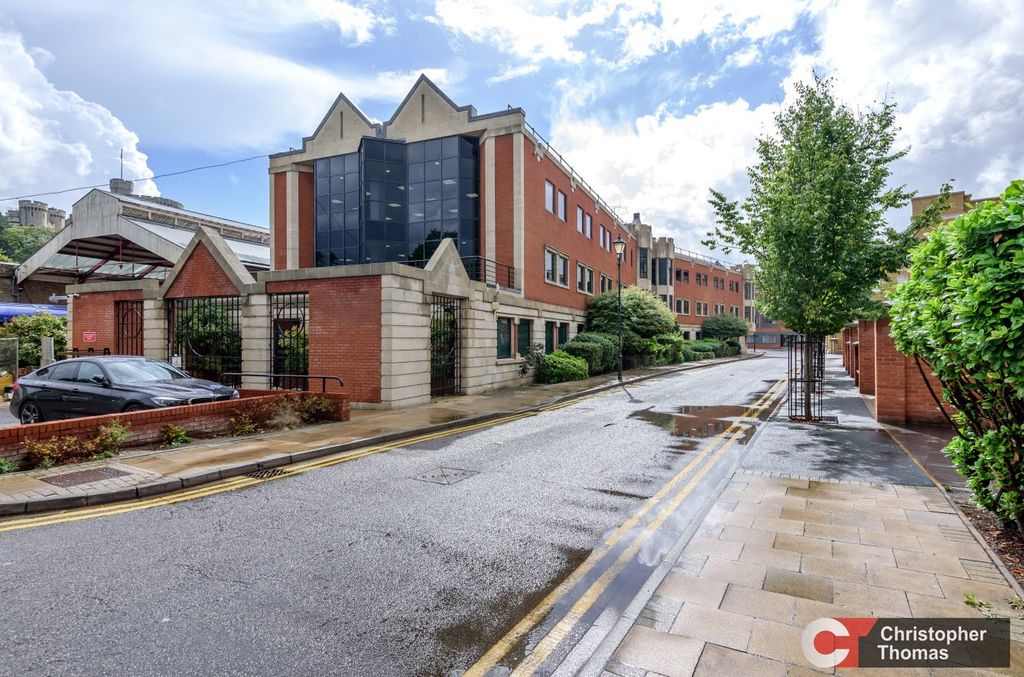 Property photo 1 of 12 38A0Be93Acd544F69E9914F40B90c983.Jpg