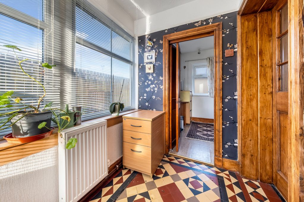 Property photo 3 of 40