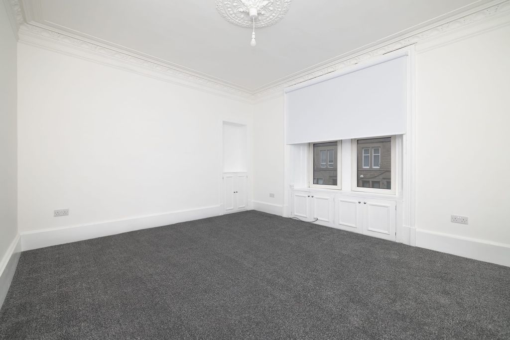 Property photo 3 of 10 Photo 3