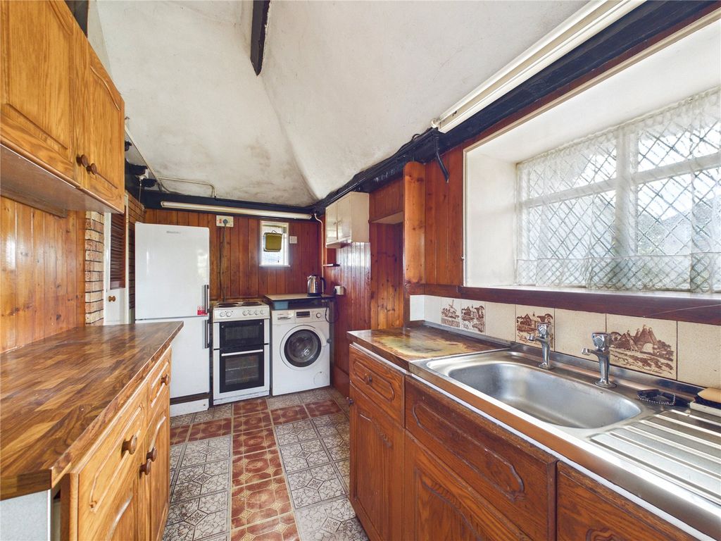 Property photo 3 of 12 Picture No. 01