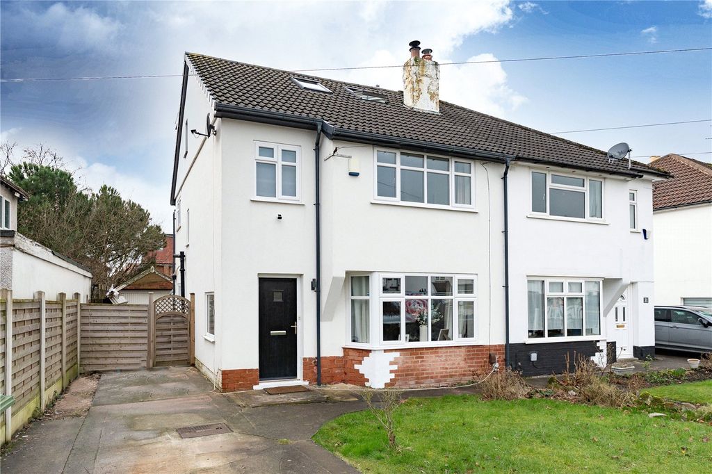 Property photo 1 of 16 Picture No. 13