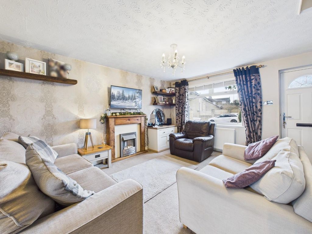 Property photo 3 of 15 Cam04899G0-Pr0261-Still003.Jpg