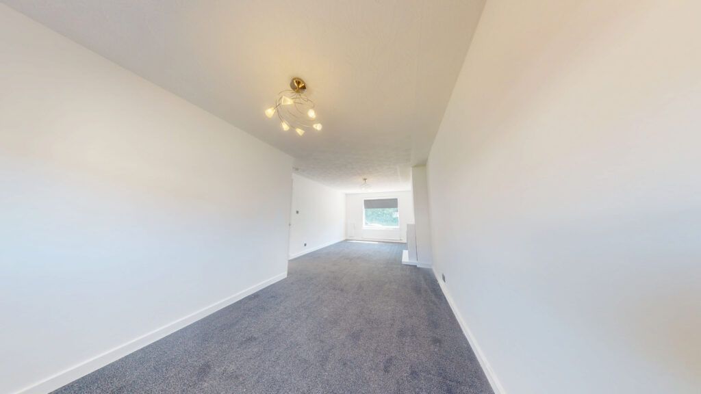 Property photo 2 of 27