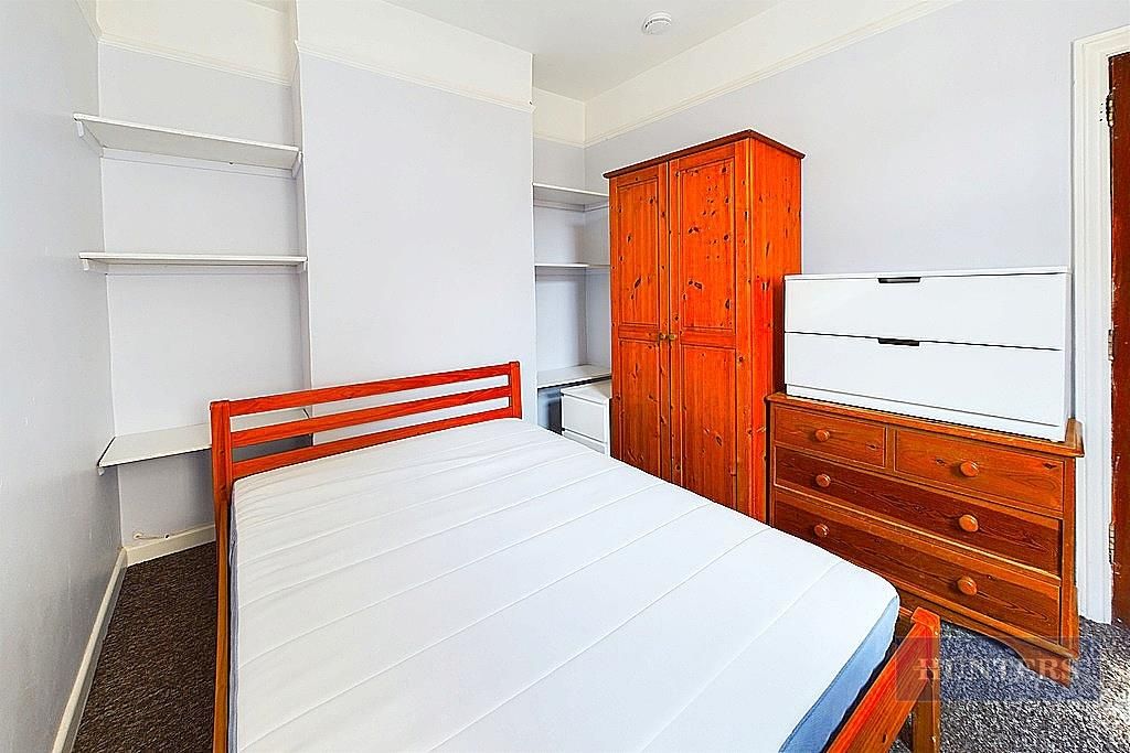 Property photo 3 of 19 Cam01635G0-Pr0277-Still004.Jpg