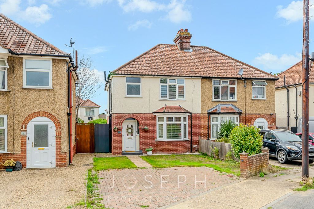 Property photo 1 of 19