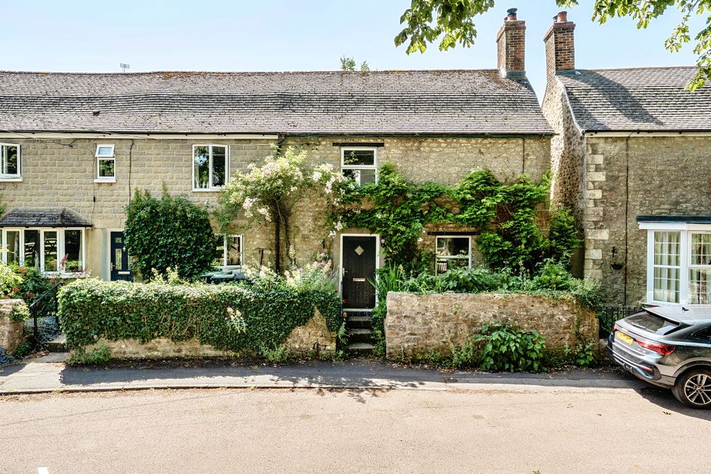 Property photo 1 of 20 148142616A3A9Db162A5d