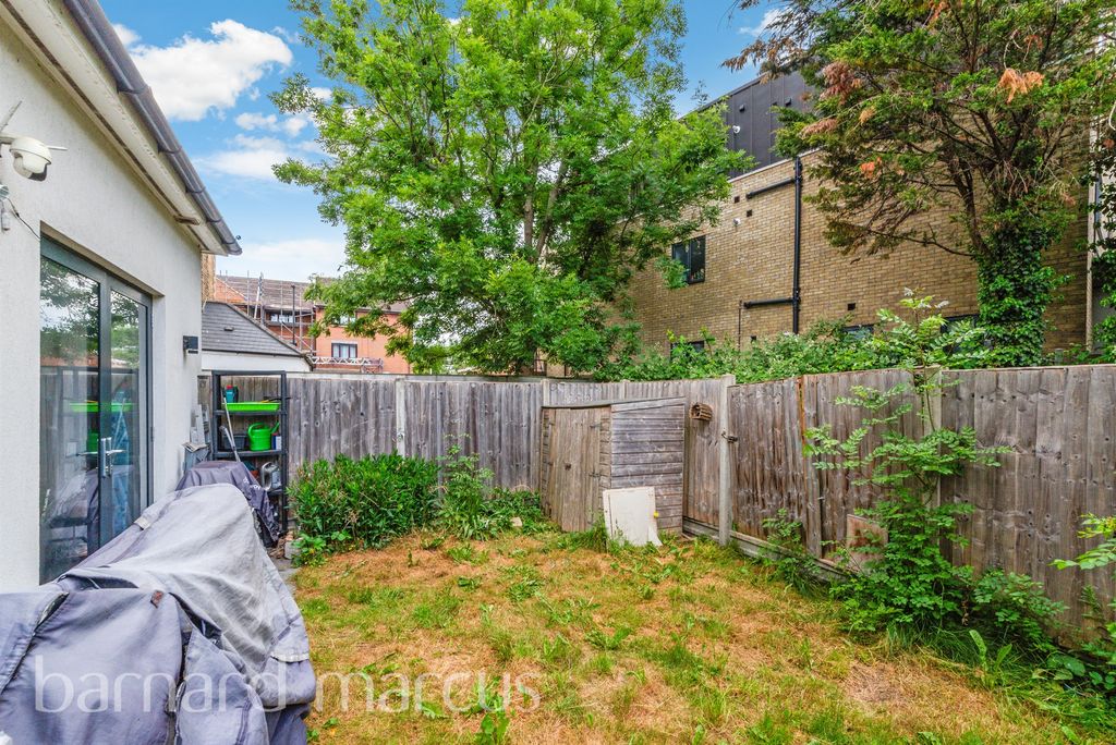 Property photo 3 of 9