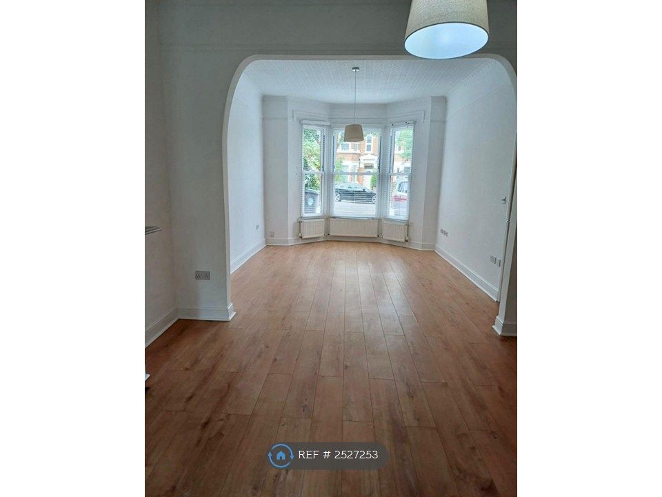 Property photo 1 of 21 Reception Room(S) - Open Access