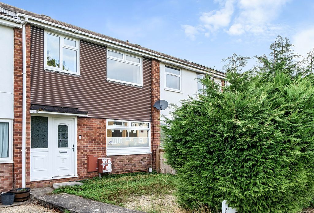 Property photo 1 of 13 Hatherley