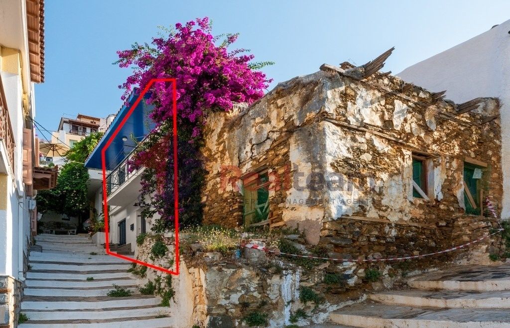 Property photo 1 of 25