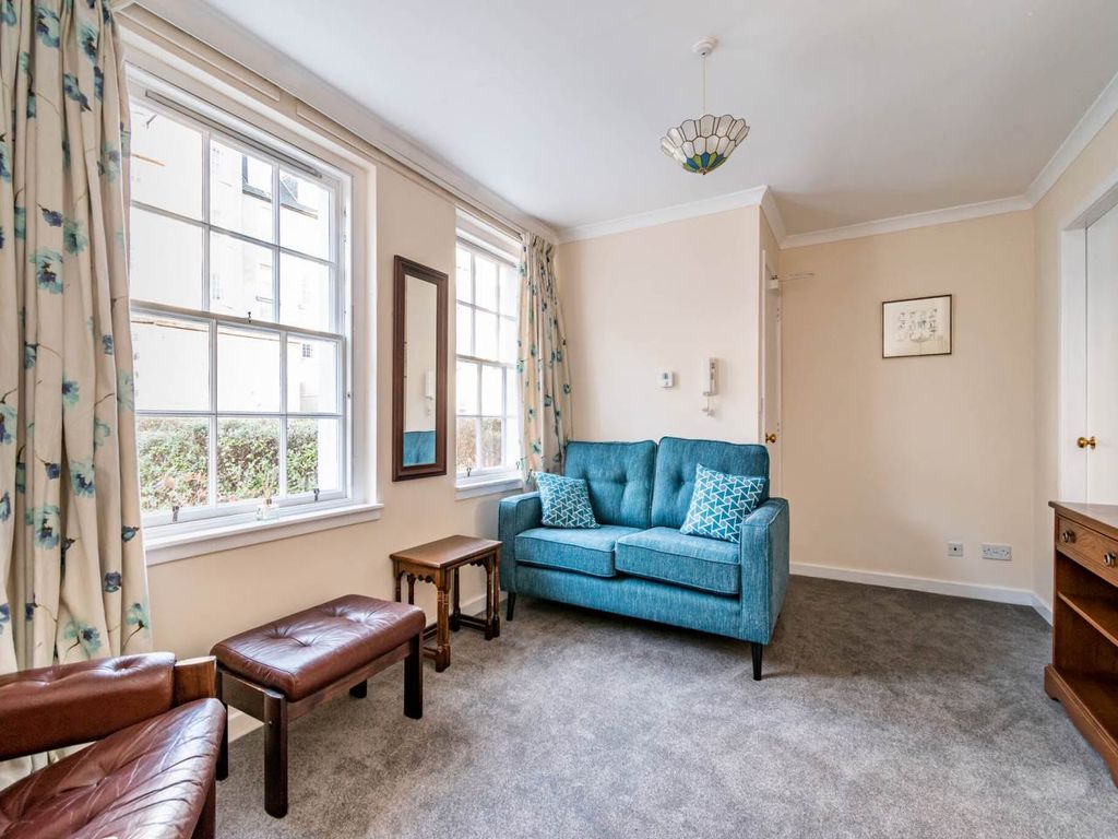 Property photo 3 of 9 56686_6-2-Haddoncourt-003