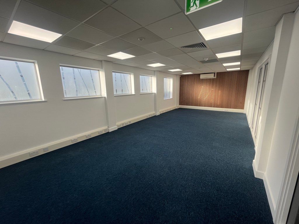 Property photo 3 of 7 Photo 14