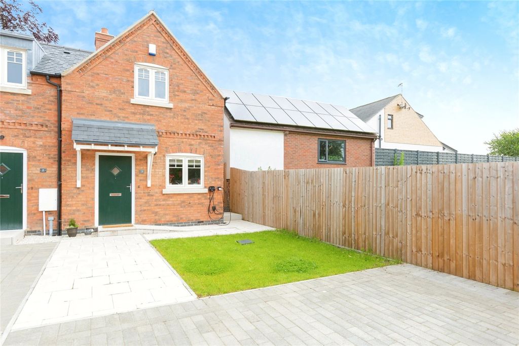 Property photo 1 of 17 Photography