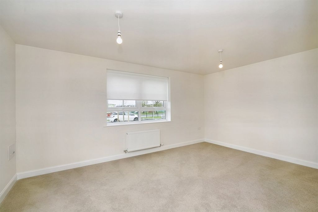 Property photo 3 of 8 Living Room