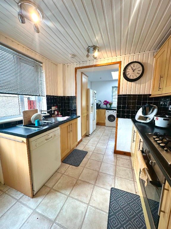 Property photo 3 of 12 Photo 3