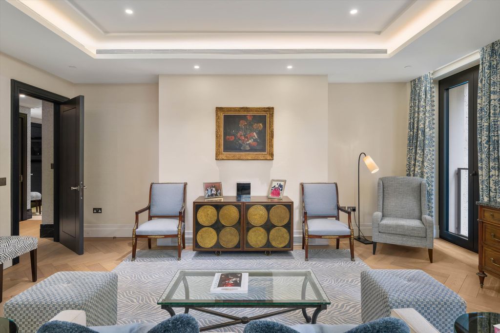 Property photo 3 of 8 Image