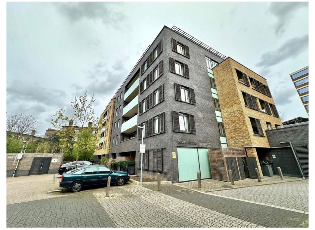 Property photo 1 of 8