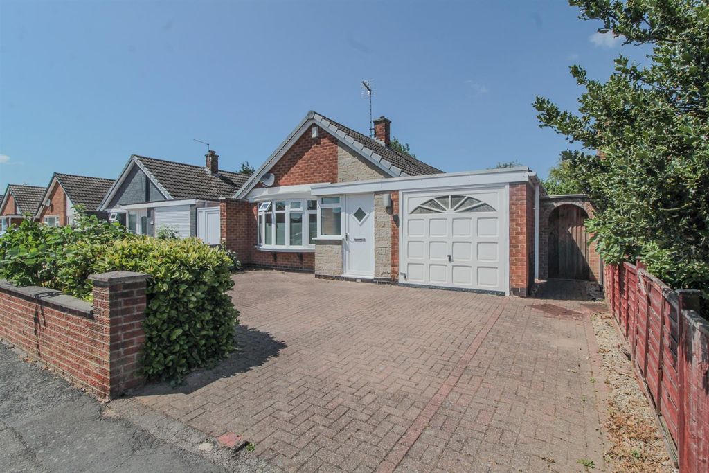 Property photo 1 of 25 Cherrywood Gardens Thorneywood, Nottingham, Ng3 6L