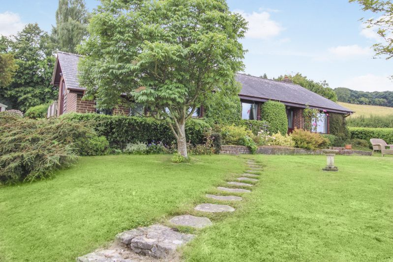 Property photo 1 of 15 Detached Bungalow