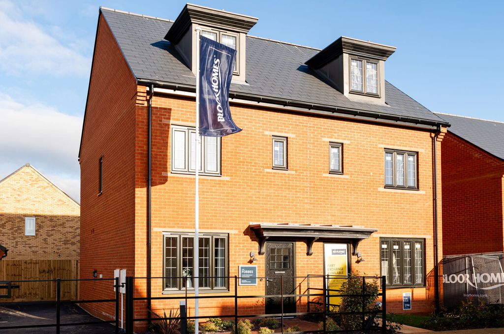 Property photo 1 of 13