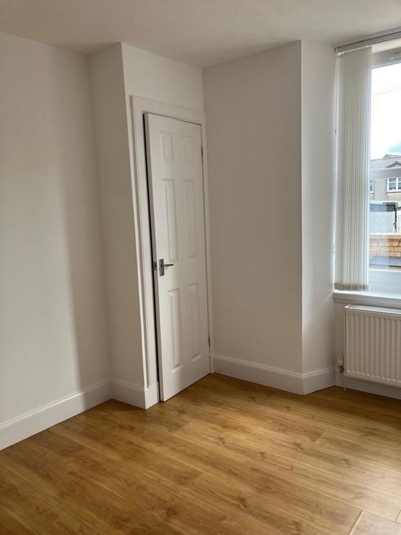 Property photo 3 of 12 Photo 3