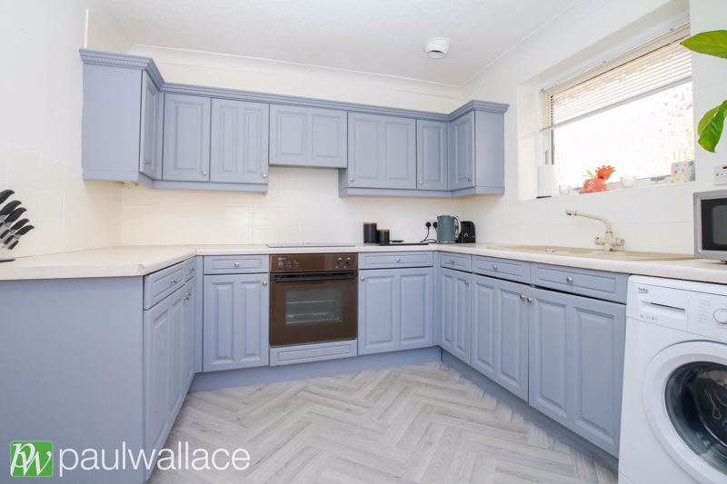 Property photo 3 of 15 Kitchen