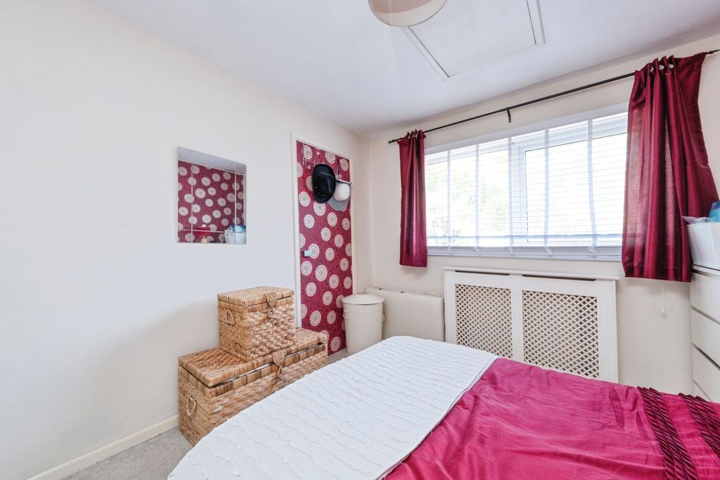 Property photo 3 of 22