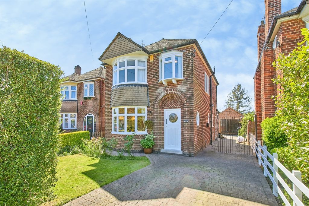 Property photo 1 of 21